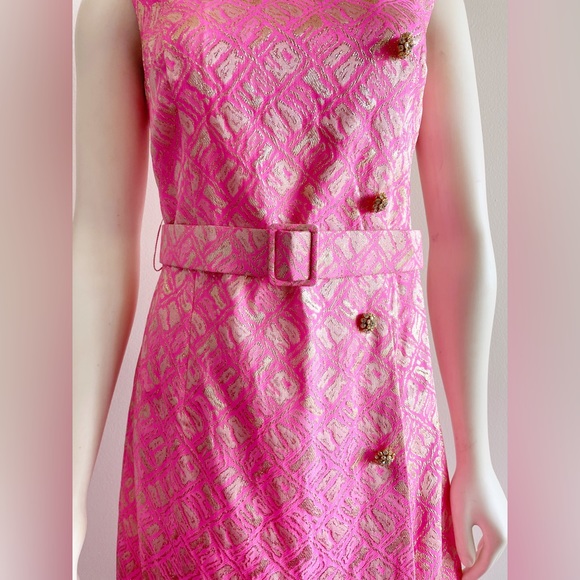 Richard Kaplan 1960s Pink Gold Metallic Thread Belted Vintage Shift Dress - Picture 3 of 16